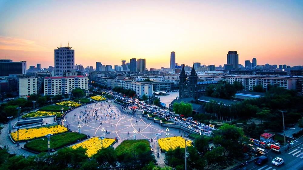 鞍山，钢铁之城的兴盛与面临的挑战