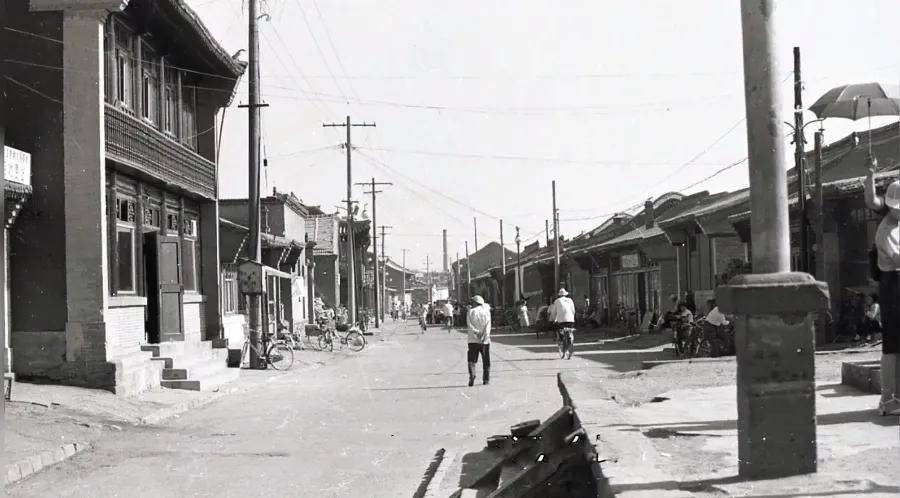 呼和浩特市领导与市民朋友们共话发展